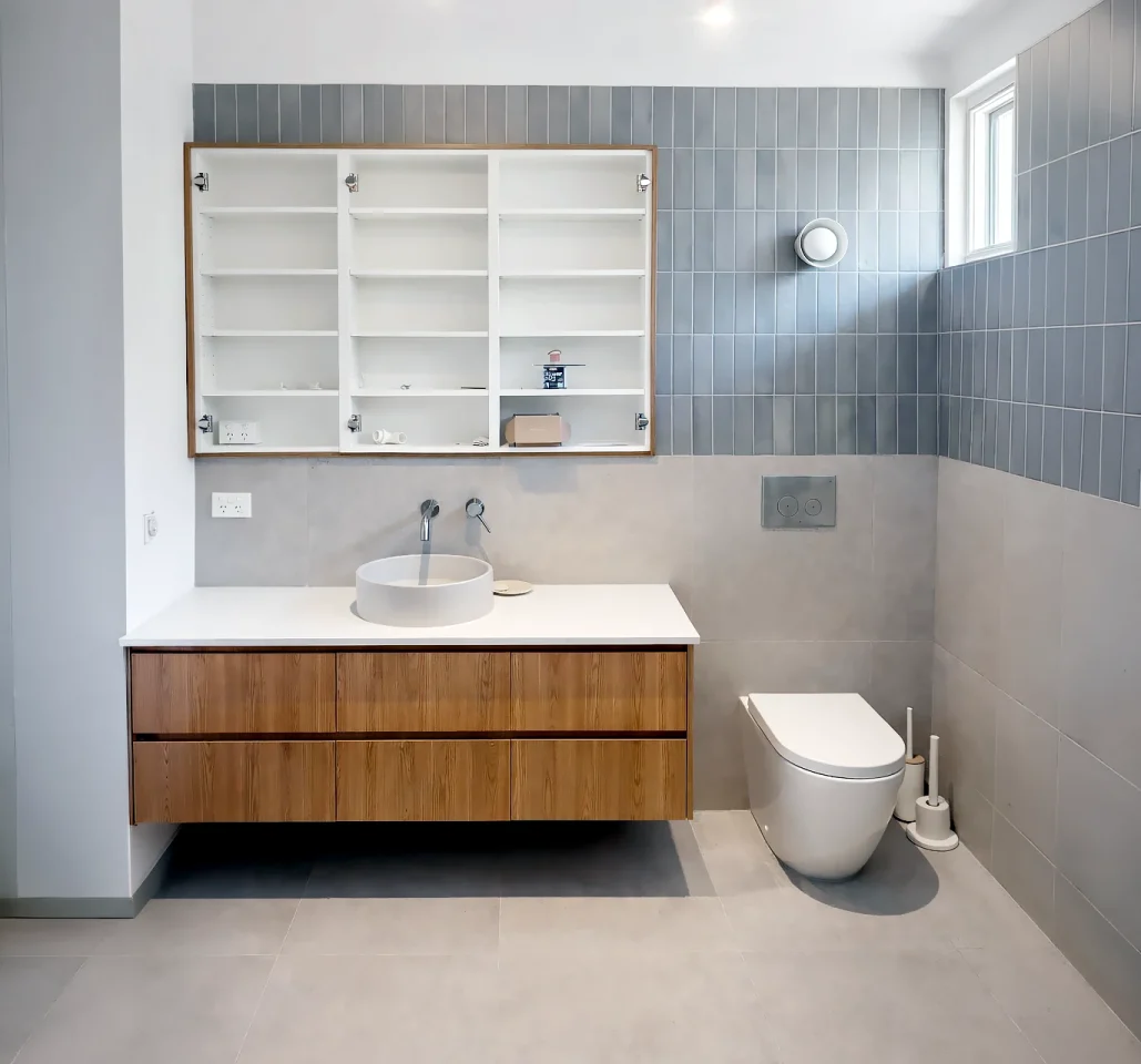 Bathroom-divider